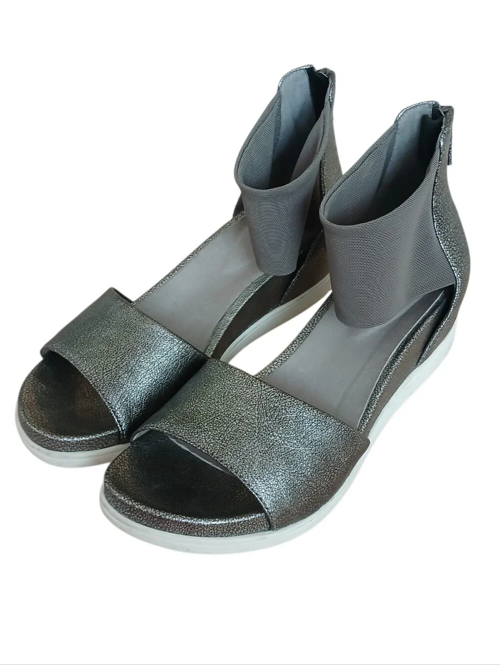 Eileen Fisher eileen fisher